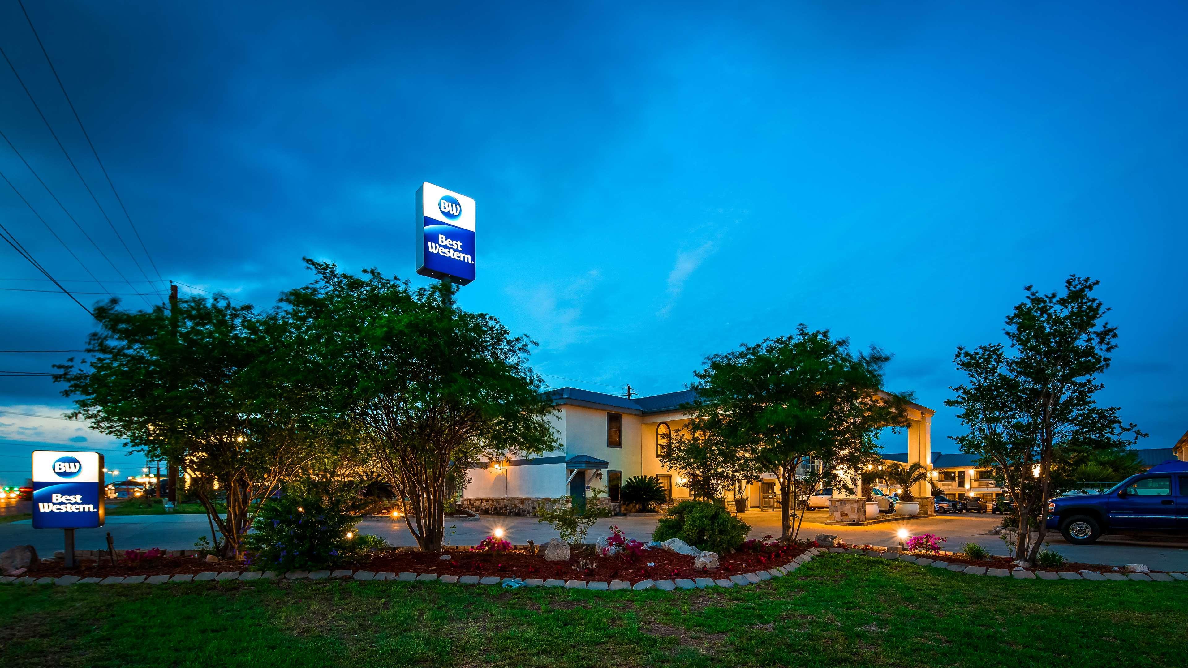 Best Western George West Executive Inn Exteriér fotografie